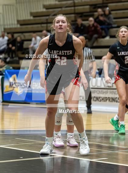 Thumbnail 2 in Albertus Magnus vs. Lancaster (NYSPHSAA Class AAA State Semi-Final) photogallery.