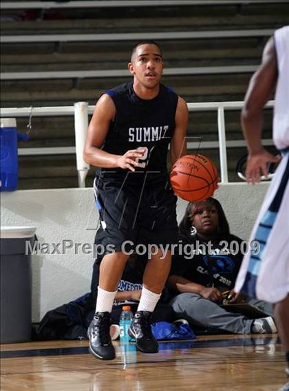 Thumbnail 3 in Manvel Summit vs Alief Elsik (McDonalds Texas Invitational) photogallery.
