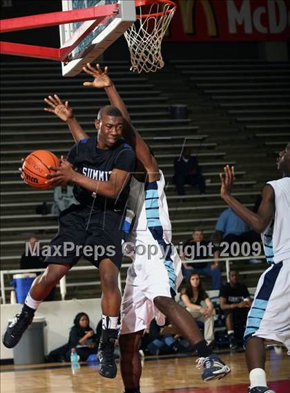 Thumbnail 3 in Manvel Summit vs Alief Elsik (McDonalds Texas Invitational) photogallery.