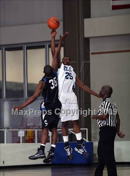 Thumbnail 1 in Manvel Summit vs Alief Elsik (McDonalds Texas Invitational) photogallery.