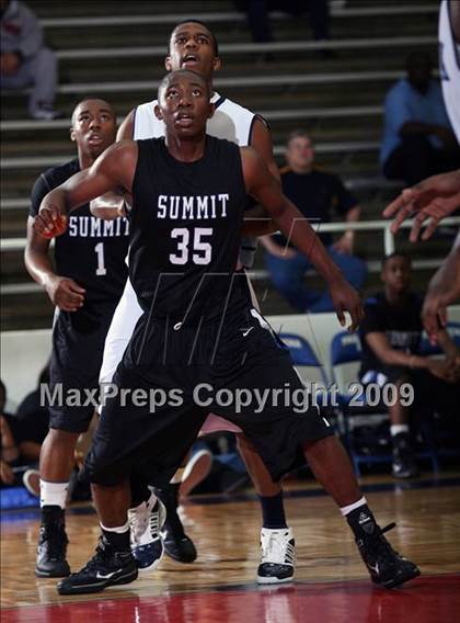 Thumbnail 3 in Manvel Summit vs Alief Elsik (McDonalds Texas Invitational) photogallery.