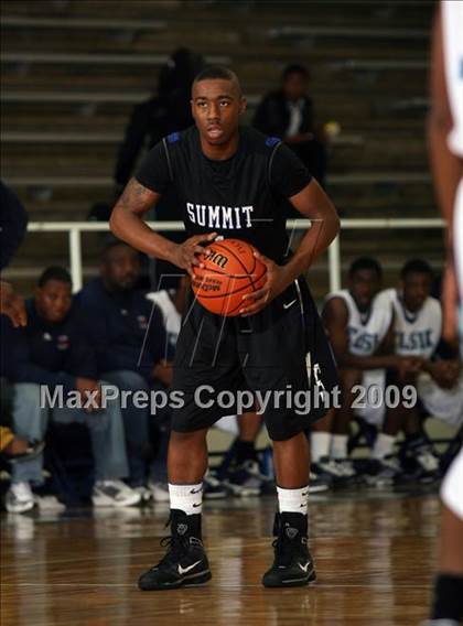 Thumbnail 1 in Manvel Summit vs Alief Elsik (McDonalds Texas Invitational) photogallery.