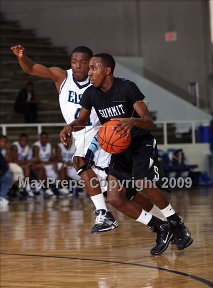 Thumbnail 2 in Manvel Summit vs Alief Elsik (McDonalds Texas Invitational) photogallery.