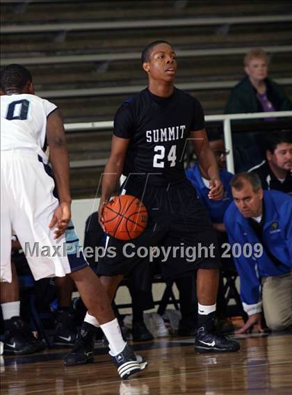 Thumbnail 3 in Manvel Summit vs Alief Elsik (McDonalds Texas Invitational) photogallery.