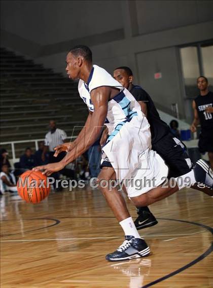 Thumbnail 3 in Manvel Summit vs Alief Elsik (McDonalds Texas Invitational) photogallery.