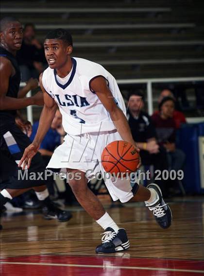 Thumbnail 2 in Manvel Summit vs Alief Elsik (McDonalds Texas Invitational) photogallery.