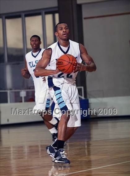 Thumbnail 2 in Manvel Summit vs Alief Elsik (McDonalds Texas Invitational) photogallery.