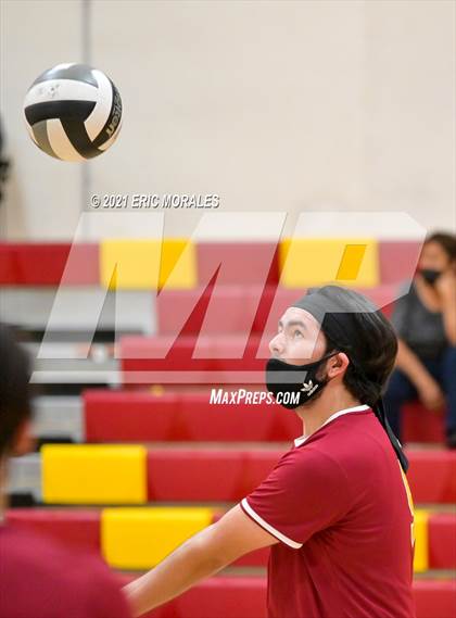 Thumbnail 3 in San Diego vs Southwest SD (D4 First Round) photogallery.