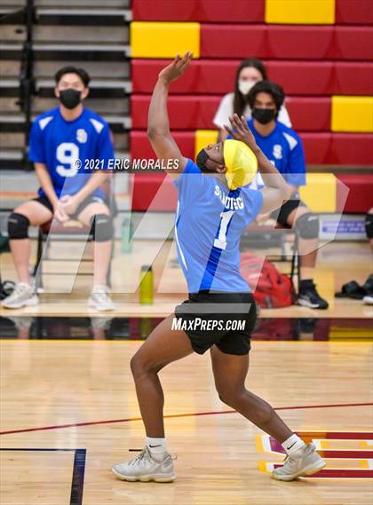 Thumbnail 1 in San Diego vs Southwest SD (D4 First Round) photogallery.