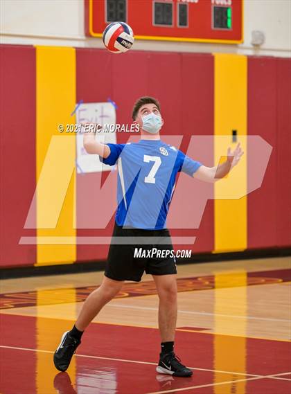 Thumbnail 1 in San Diego vs Southwest SD (D4 First Round) photogallery.