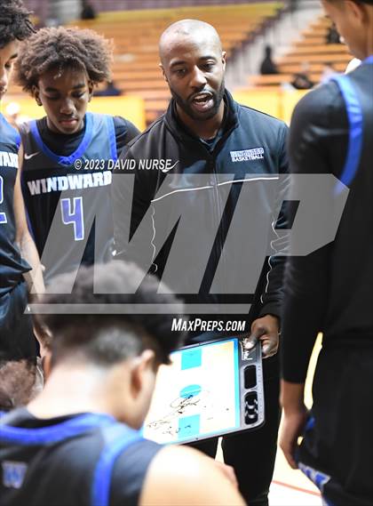 Thumbnail 1 in Colony vs. Windward photogallery.