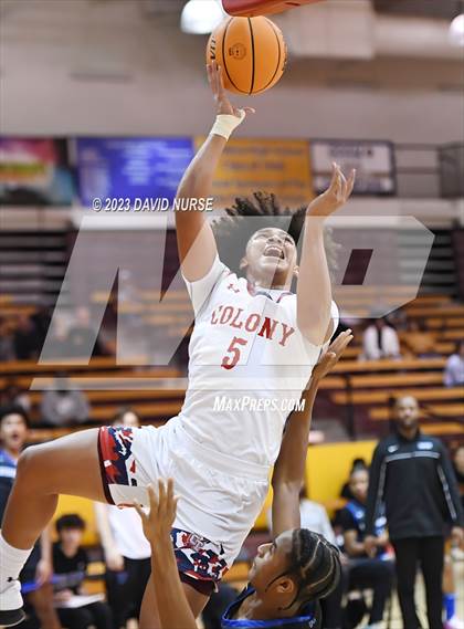 Thumbnail 2 in Colony vs. Windward photogallery.