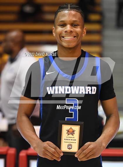 Thumbnail 1 in Colony vs. Windward photogallery.