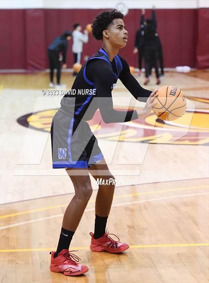 Thumbnail 1 in Colony vs. Windward photogallery.