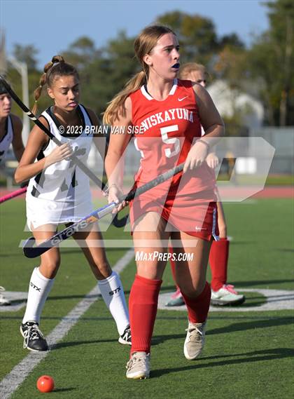Thumbnail 3 in Niskayuna @ Shenendehowa photogallery.