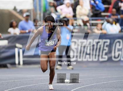 Thumbnail 3 in FHSAA Class 4A Final (400m) photogallery.