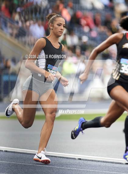 Thumbnail 2 in FHSAA Class 4A Final (400m) photogallery.