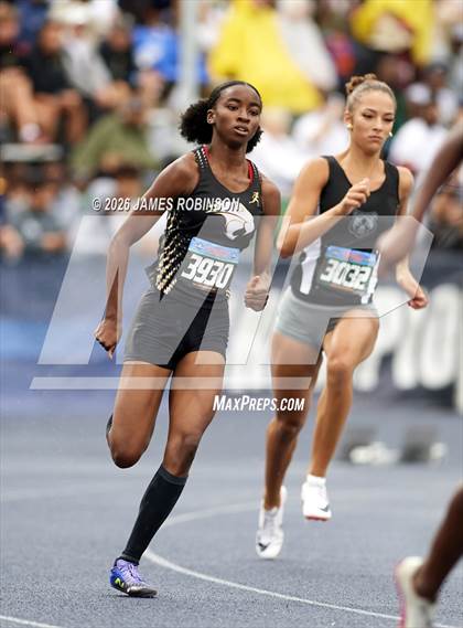Thumbnail 1 in FHSAA Class 4A Final (400m) photogallery.