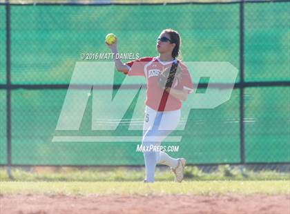 Thumbnail 2 in Legend @ Regis Jesuit photogallery.