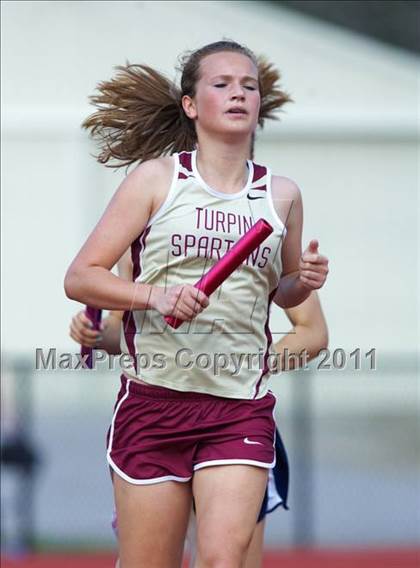 Thumbnail 2 in FAVC Conference Meet  photogallery.