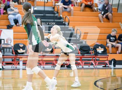 Thumbnail 2 in Grand Saline vs Scurry-Rosser photogallery.