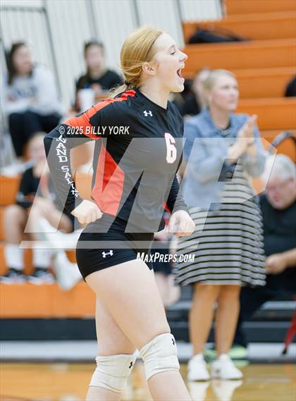 Thumbnail 2 in Grand Saline vs Scurry-Rosser photogallery.