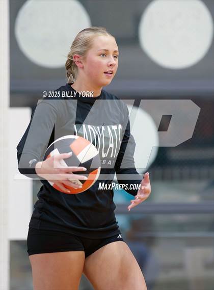 Thumbnail 1 in Grand Saline vs Scurry-Rosser photogallery.