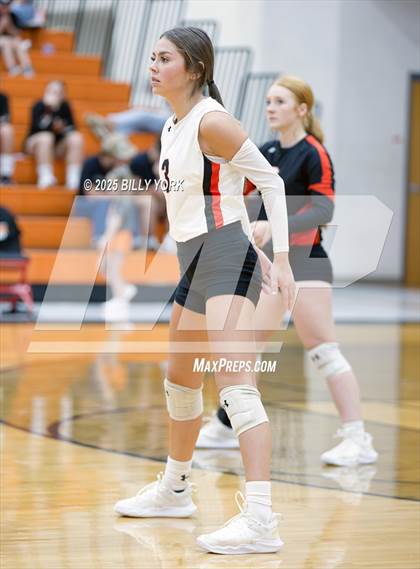 Thumbnail 1 in Grand Saline vs Scurry-Rosser photogallery.
