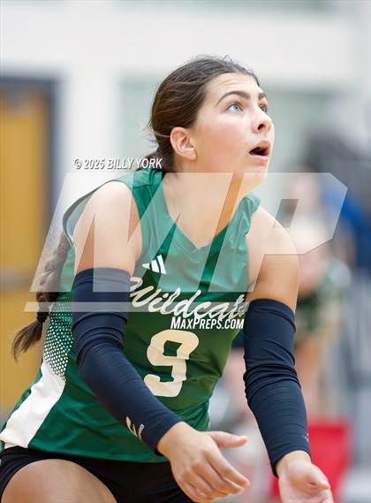 Thumbnail 1 in Grand Saline vs Scurry-Rosser photogallery.