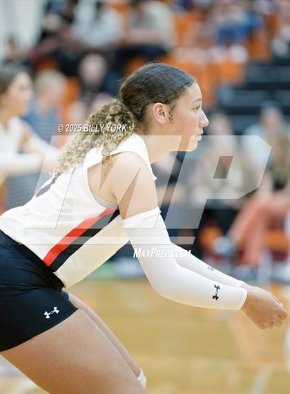 Thumbnail 1 in Grand Saline vs Scurry-Rosser photogallery.