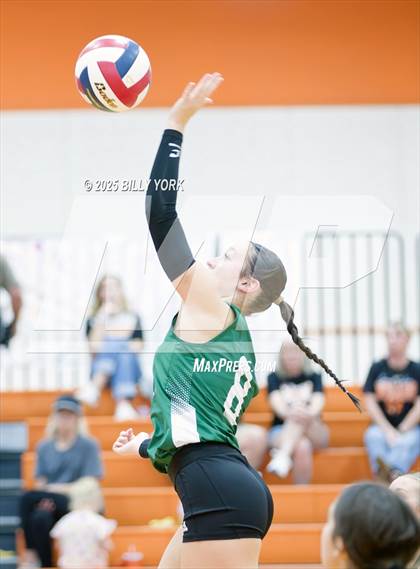 Thumbnail 1 in Grand Saline vs Scurry-Rosser photogallery.