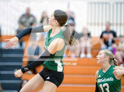Thumbnail 3 in Grand Saline vs Scurry-Rosser photogallery.