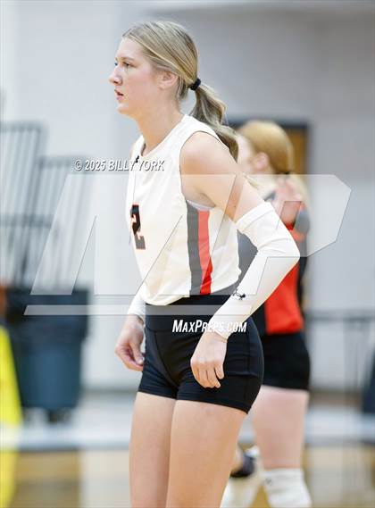 Thumbnail 1 in Grand Saline vs Scurry-Rosser photogallery.