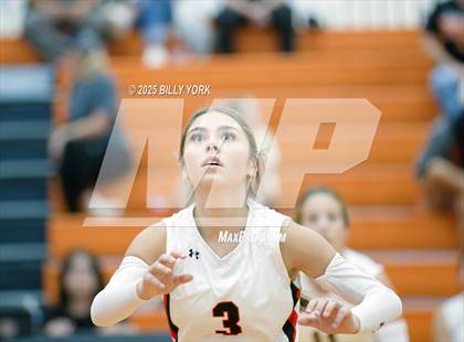 Thumbnail 1 in Grand Saline vs Scurry-Rosser photogallery.