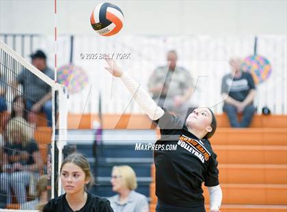 Thumbnail 1 in Grand Saline vs Scurry-Rosser photogallery.