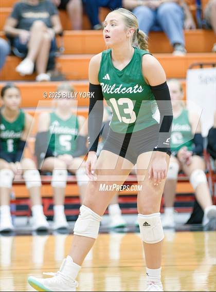 Thumbnail 1 in Grand Saline vs Scurry-Rosser photogallery.