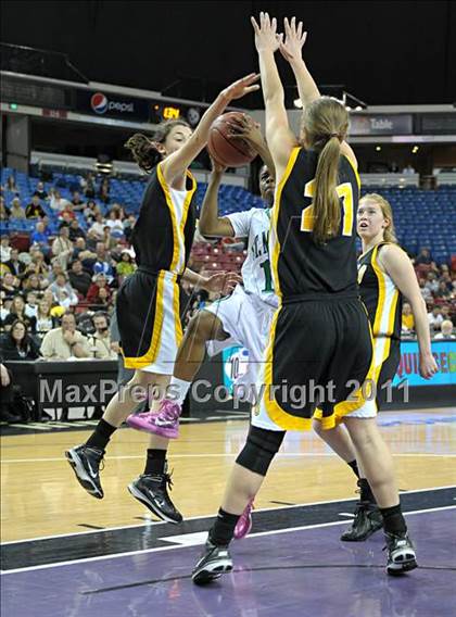 Thumbnail 3 in Del Oro vs. St. Mary's (CIF SJS D2 Final) photogallery.
