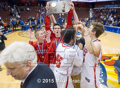 Thumbnail 3 in Fairfield Prep vs. Westhill (CIAC Class LL Final) photogallery.