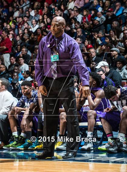Thumbnail 2 in Fairfield Prep vs. Westhill (CIAC Class LL Final) photogallery.
