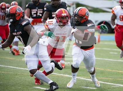 Thumbnail 2 in Carol City vs Deerfield Beach photogallery.