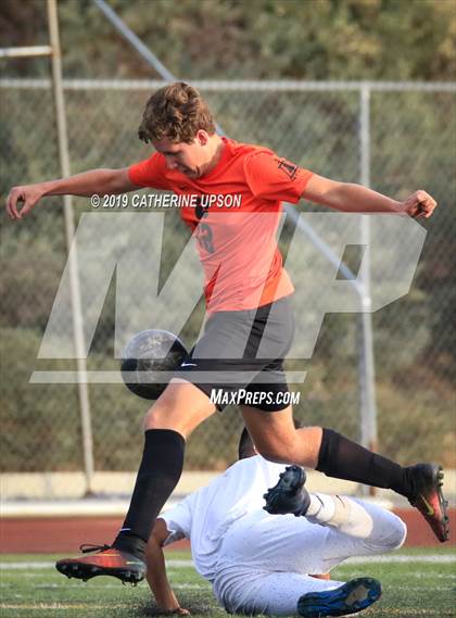 Thumbnail 2 in Poly vs. Carter (Scrimmage) photogallery.