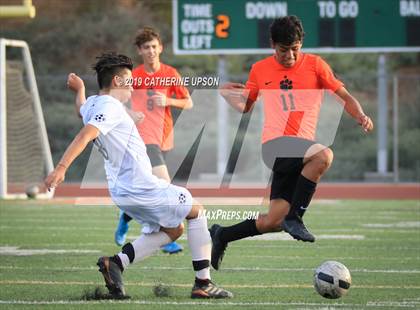 Thumbnail 3 in Poly vs. Carter (Scrimmage) photogallery.