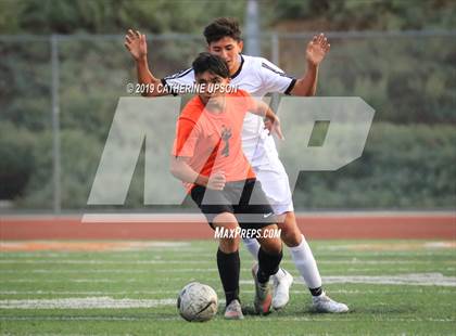 Thumbnail 2 in Poly vs. Carter (Scrimmage) photogallery.