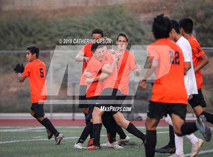 Thumbnail 3 in Poly vs. Carter (Scrimmage) photogallery.