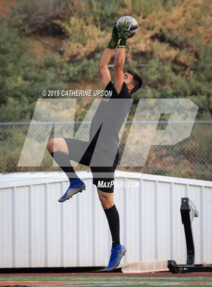 Thumbnail 2 in Poly vs. Carter (Scrimmage) photogallery.