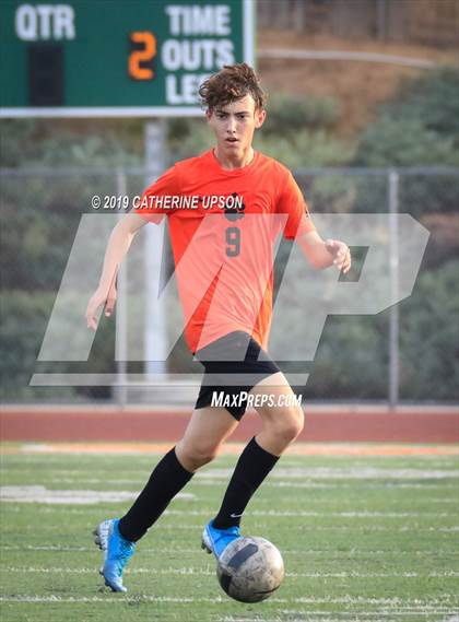 Thumbnail 2 in Poly vs. Carter (Scrimmage) photogallery.