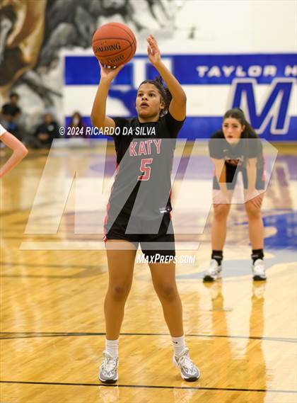 Thumbnail 1 in Katy Taylor vs Katy photogallery.