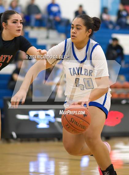 Thumbnail 3 in Katy Taylor vs Katy photogallery.