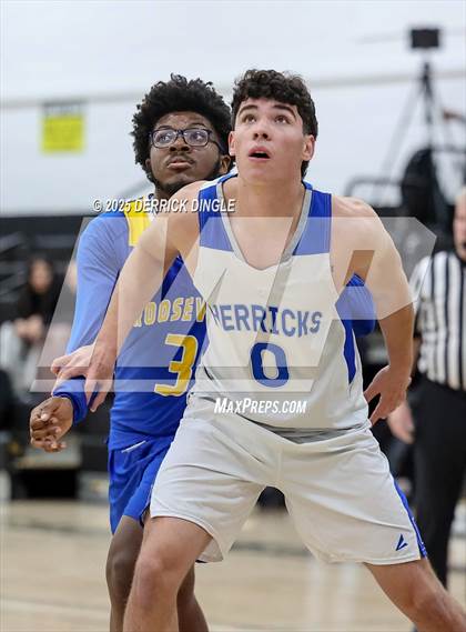 Thumbnail 1 in Herricks vs Roosevelt (Mike Cingiser Memorial Tournament) photogallery.