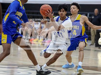 Thumbnail 3 in Herricks vs Roosevelt (Mike Cingiser Memorial Tournament) photogallery.